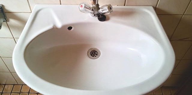 Waschbecken nachher sauber